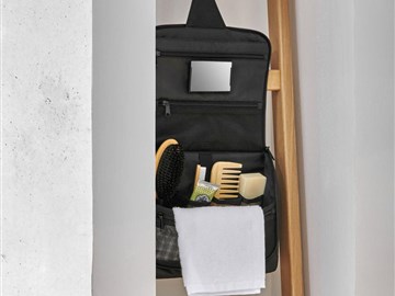 WO7003_toiletbag-XL_black_reisenthel_RGB-Master_Kosmetik_04